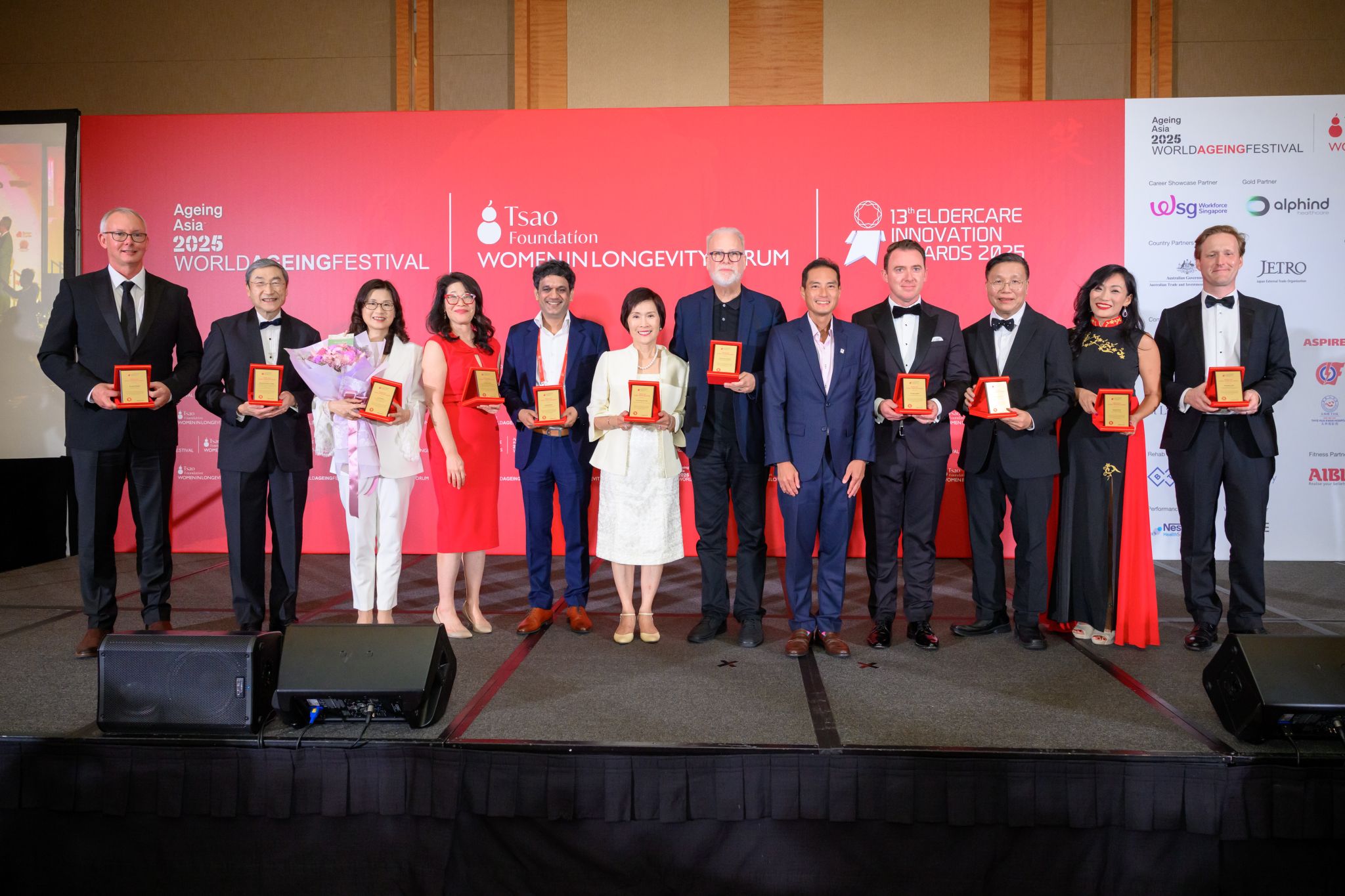 Dr. William Reichman Honoured at World Ageing Festival in Singapore